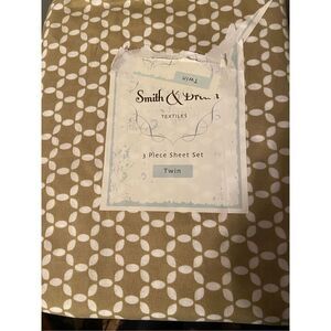 NWT Smith & Brown 3 Piece Twin Sheet Set